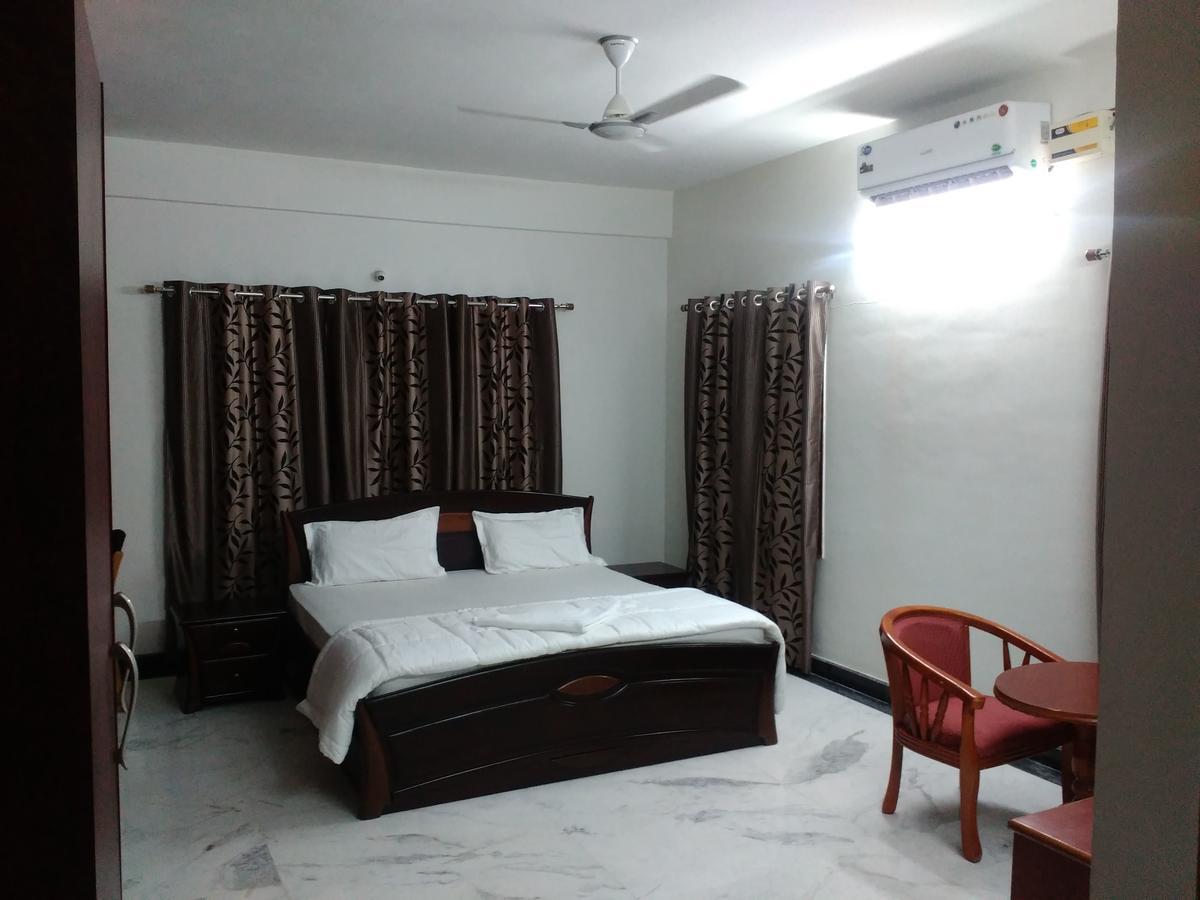 Fresh Living Prime Banjara Hotel Hyderabad Eksteriør billede
